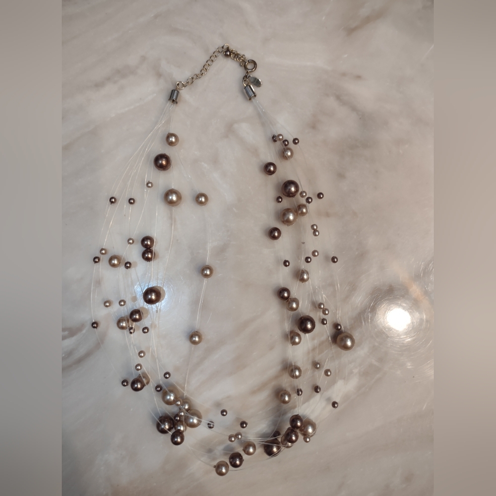 Chic Multi-Tone Pearl Necklace